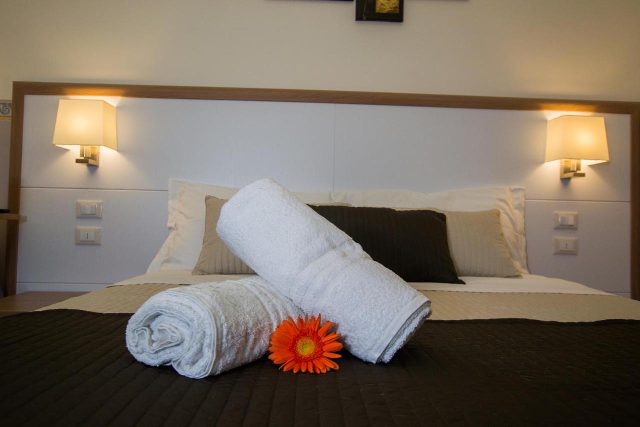 B&B Al Viale Фоджа Екстериор снимка